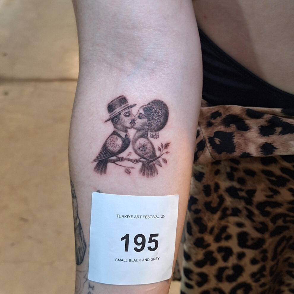 TAF 2025 – 2nd Place Winner مقام دوم فستیوال بینالمللی TAF 2025 Award-winning tattoo design Türkiye Art Festival 2025 طرح تاتو برنده جایزه – فستیوال ترکیه ۲۰۲۵